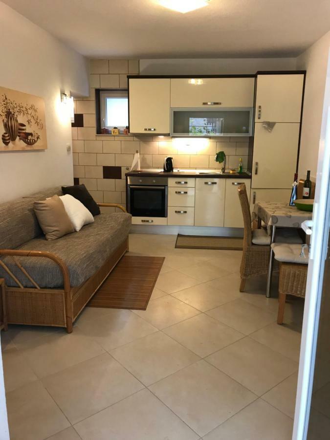 Apartman Dvor Макарска Екстериор снимка