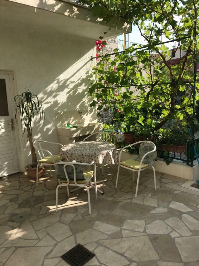 Apartman Dvor Макарска Екстериор снимка