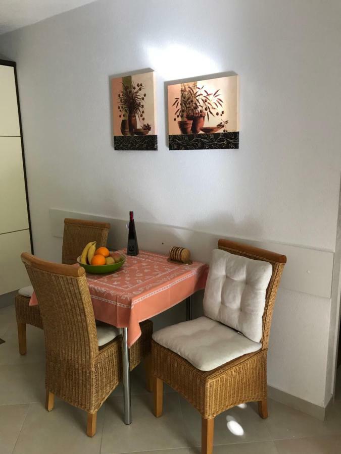 Apartman Dvor Макарска Екстериор снимка
