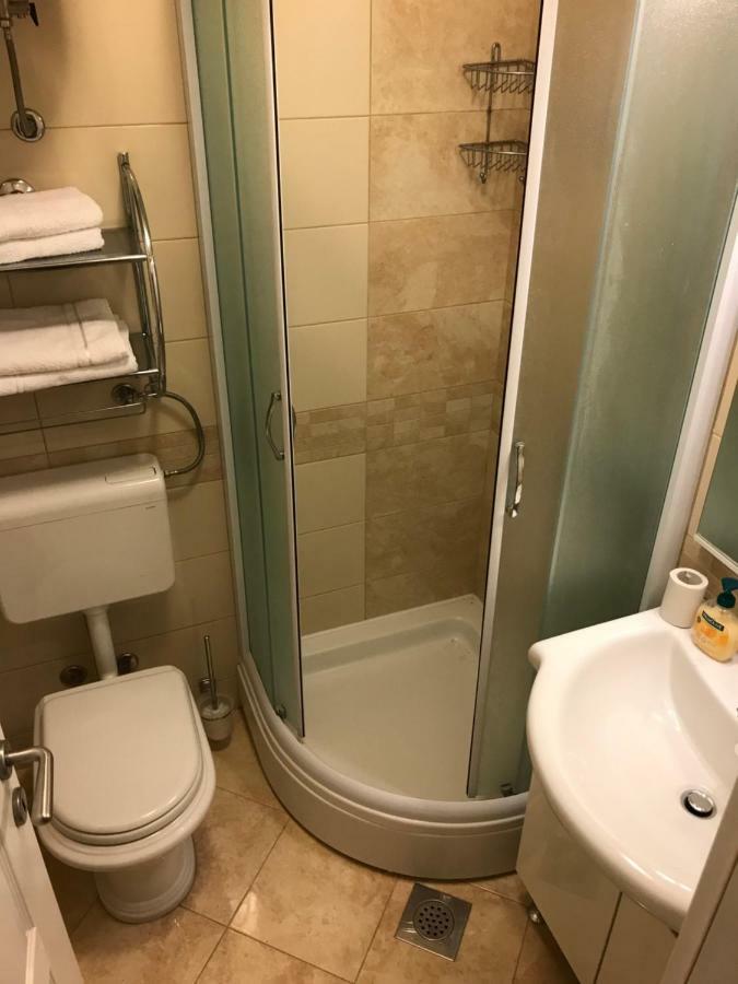 Apartman Dvor Макарска Екстериор снимка